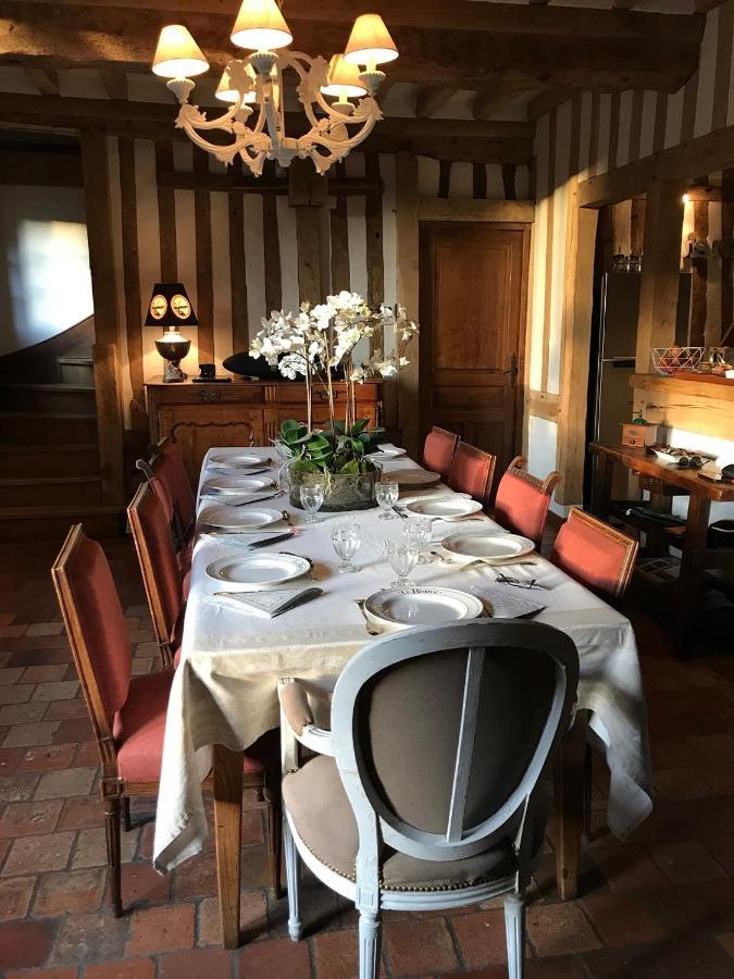 Maison Normande De Caractere A Colombages Saint-Hymer Exteriör bild