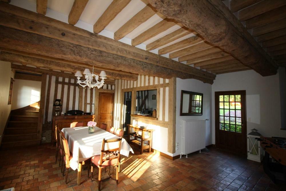 Maison Normande De Caractere A Colombages Saint-Hymer Exteriör bild